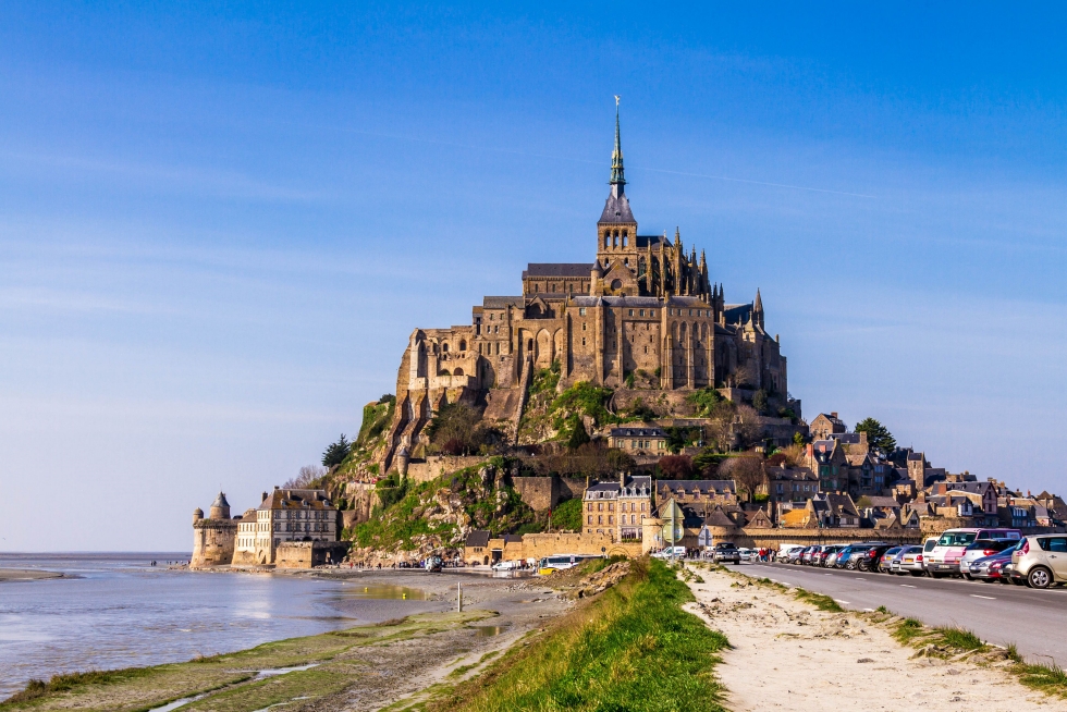 le-mont-saint-michel--basse-normandie--france-564186715-5bf3475b46e0fb0026581bb5